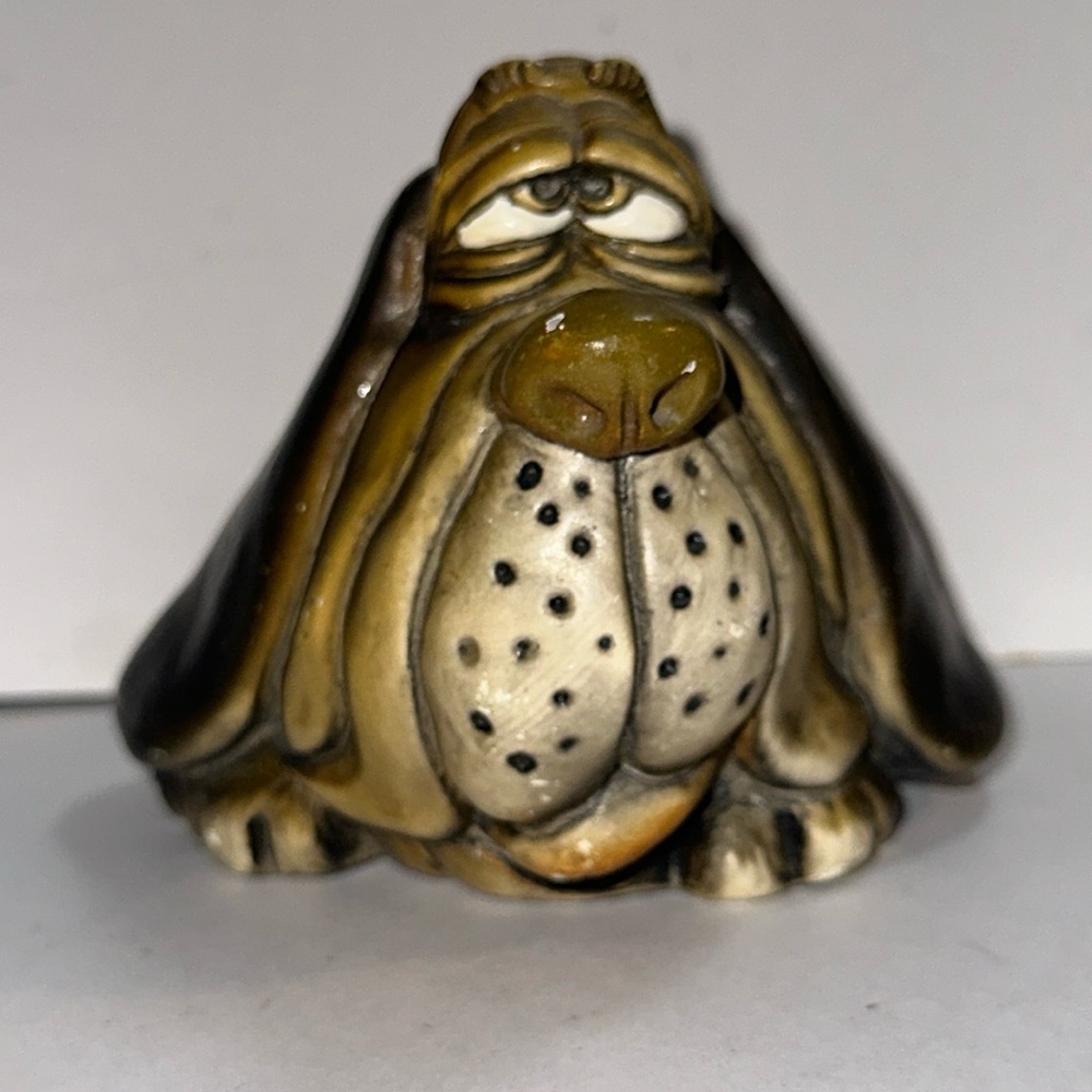 Vintage 1990 Beasties of the Kingdom T Bone Hound Dog Figurine John Raya Signed